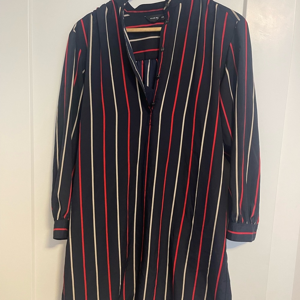 Club Monaco dress size 2 - Picture 3 of 7